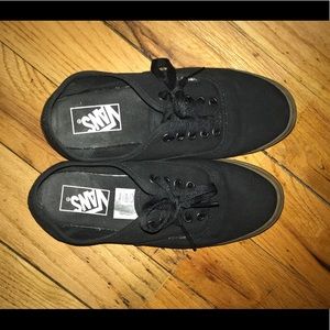 All black vans with gumsole bottom